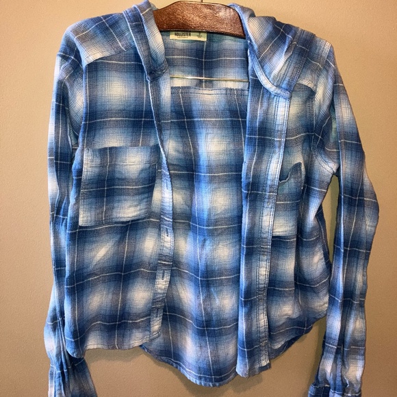 Hollister Hooded Flannel - Picture 1 of 4
